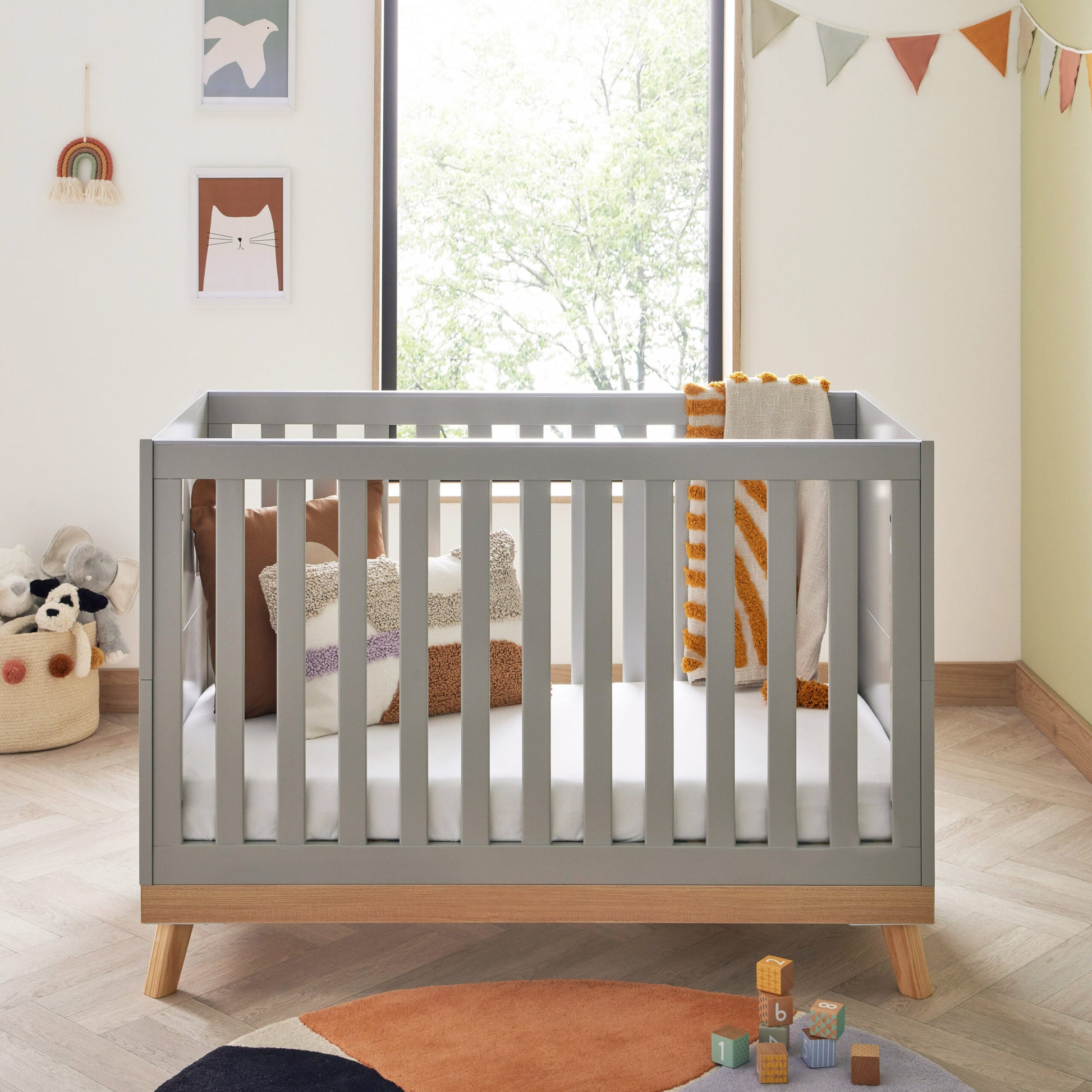 Babymore Mona Mini Cot Bed - Kidsly