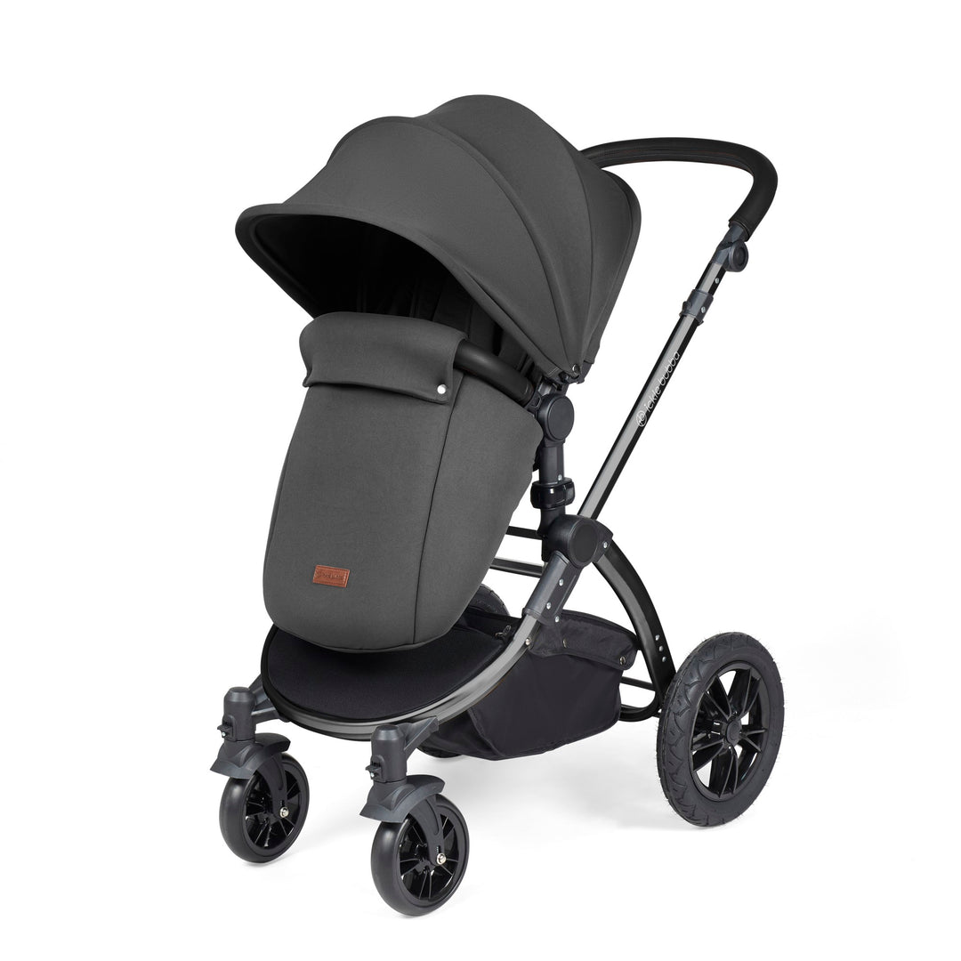 Stomp Luxe All in One I-Size Travel System & Isofix Base - Charcoal Grey